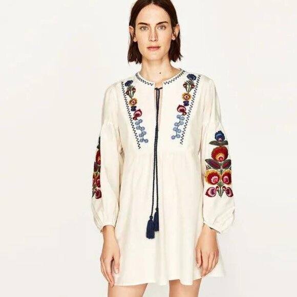 Zara Dresses & Skirts - Zara Off White Embroidered Mini Dress SS17